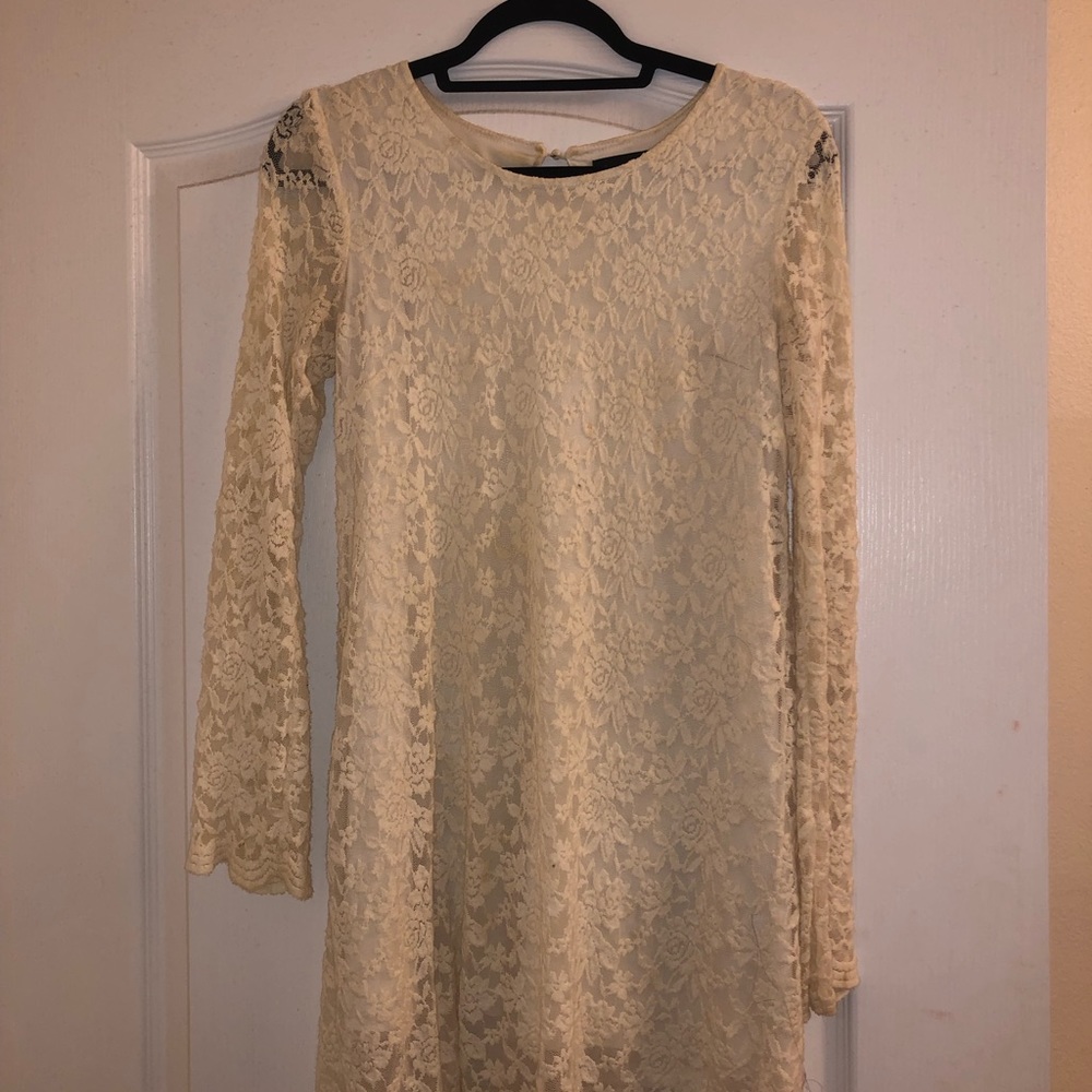 Chinese Laundry White Lace Size S Dress Sleeves